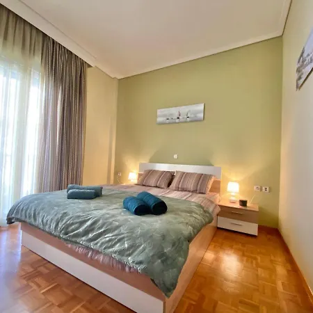 George & Nia - With Panoramic Terrace View Apartman Kavála